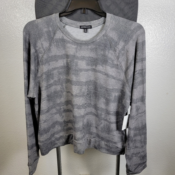 Beyond Yoga Women's Lightweight Pullover Top Shirt Grey Size XXL - Picture 1 of 7